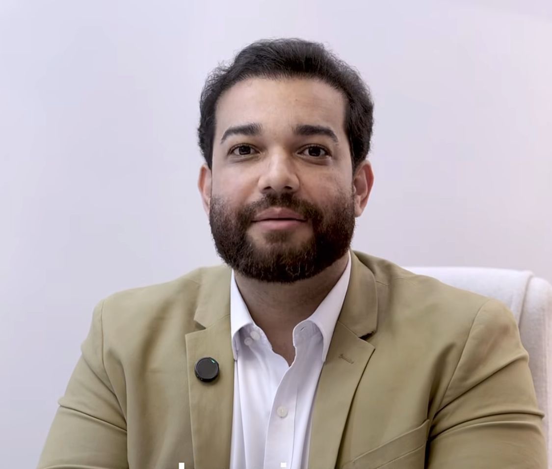 Dr. Tawan Manze